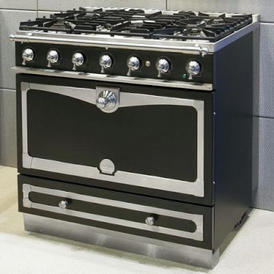 La Cornue Albertine Matte Black Stove with Satin Chrome