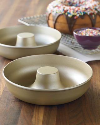 Giant Donut Cake Pan Set | Williams-Sonoma