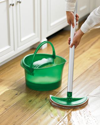Casabella Eclipse Cleaning System