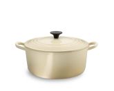 Le Creuset Round Dutch Oven, 3 1/2-Qt., Dune