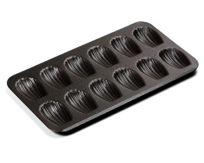 Nonstick Madeleine Pan