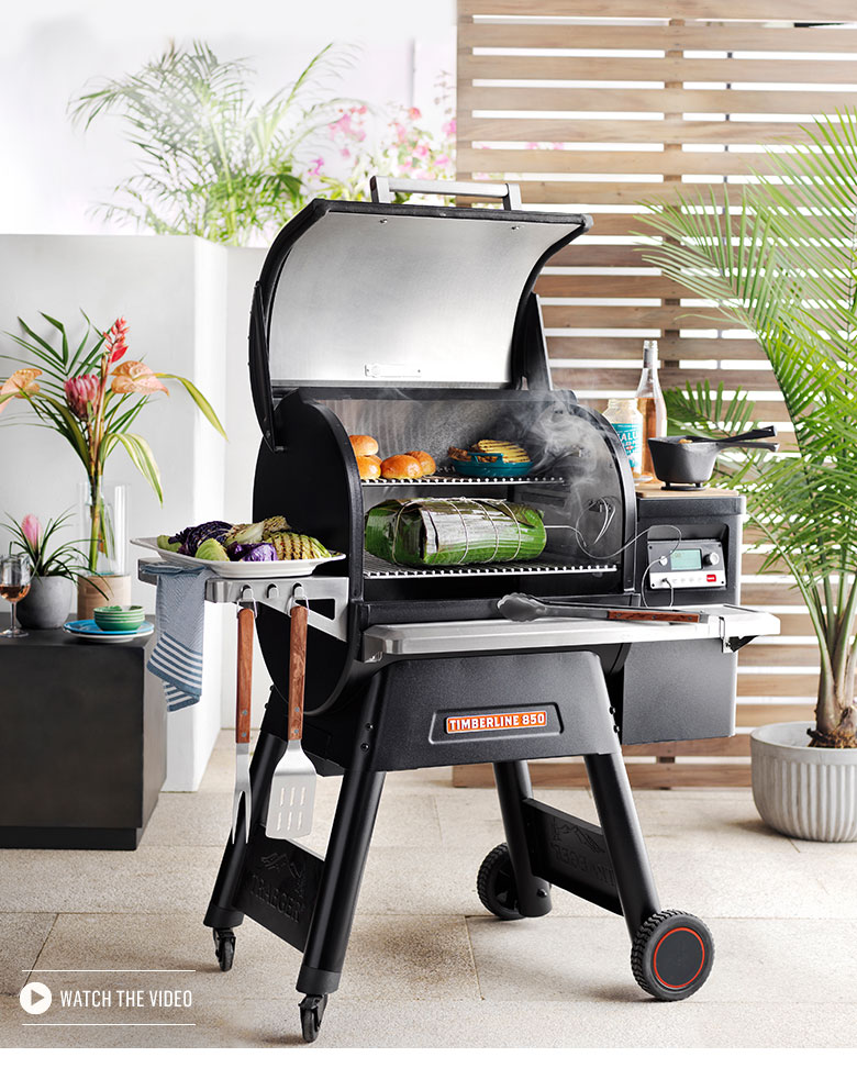 Traeger-Sp18D2-hero-0419 Traeger-Sp18D2-hero-0419