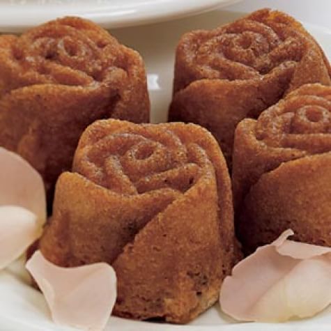 Raspberry Sweetheart Cakelets
