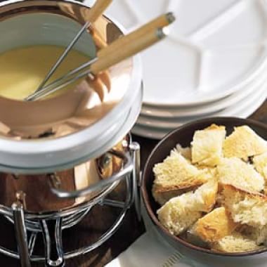 Hosting a Fondue Party