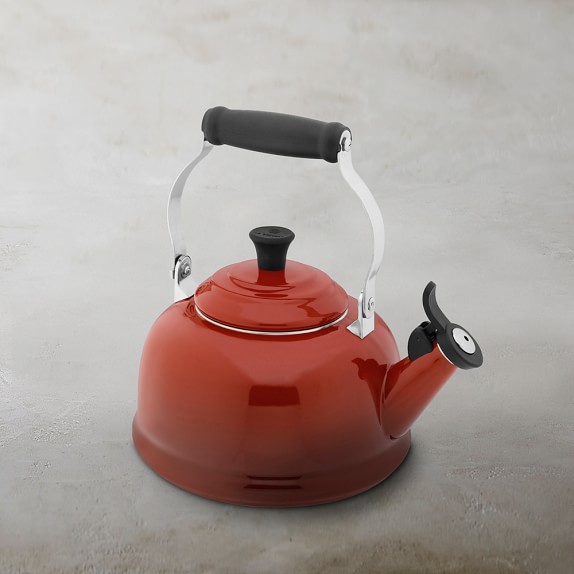 Le Creuset Classic Tea Kettle, Red