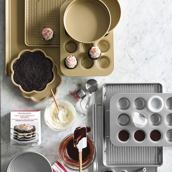 Celebration Layer Cake Pans, Set of 2 Williams Sonoma