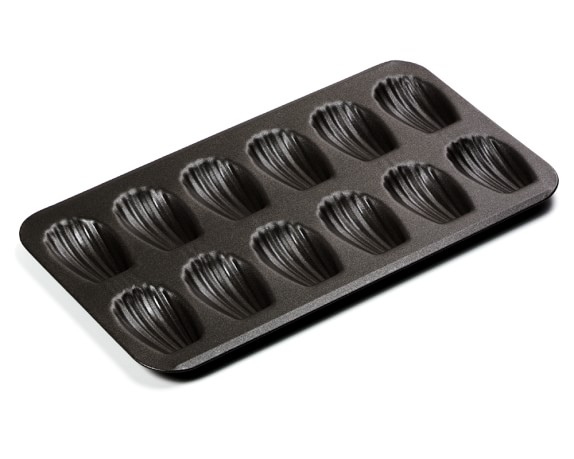 Nonstick Madeleine Pan