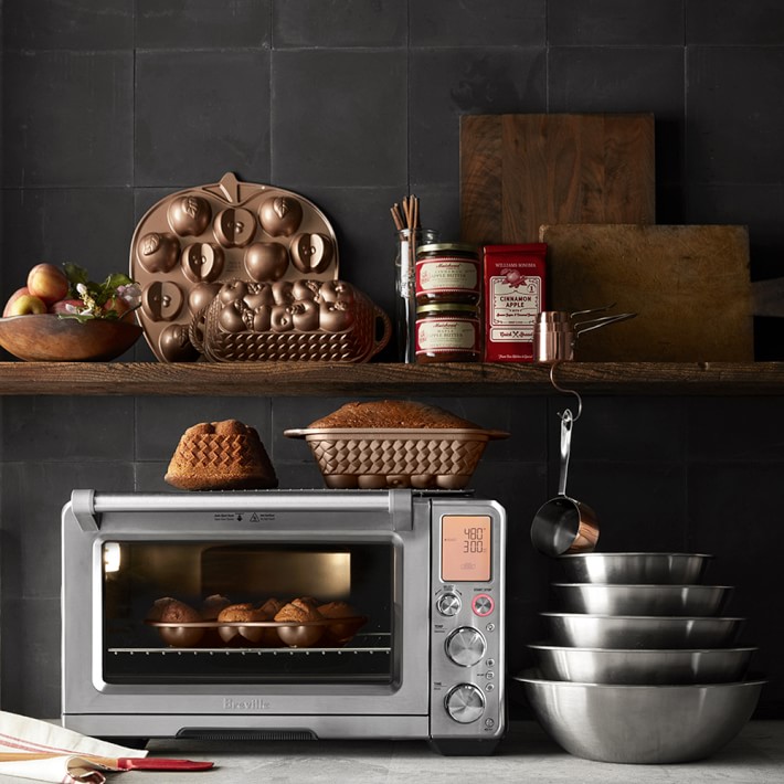 Image: https://www.williams-sonoma.com/wsimgs/rk/images/dp/wcm/201729/0189/breville-smart-oven-air-o.jpg