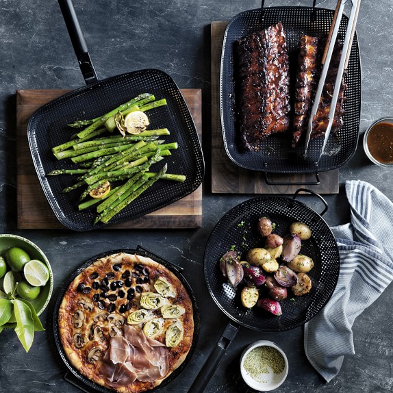 HighHeat Nonstick Pizza Pan Williams Sonoma