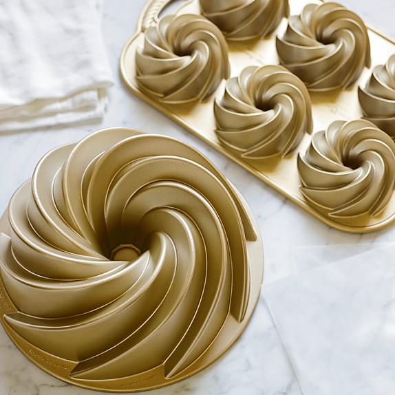 Bundt Cake Tin To Store Bundt Cake Tin To Store