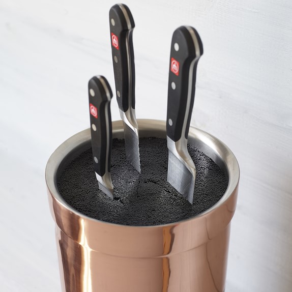 stabbed man knife holder