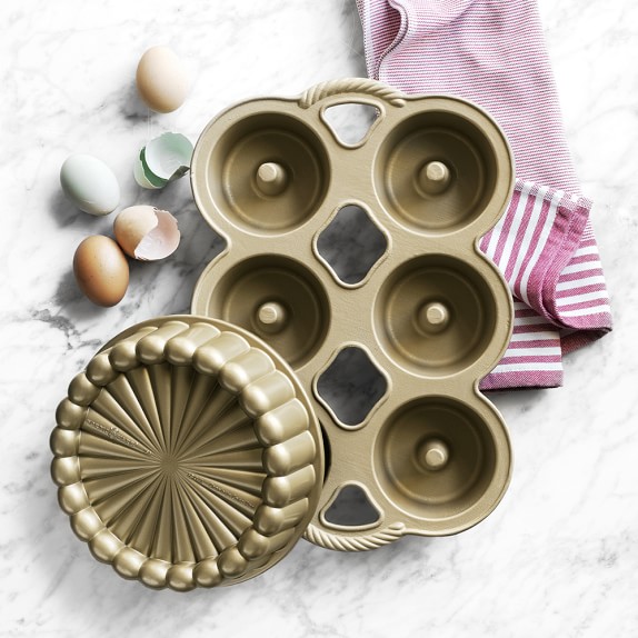 Nordic Ware Classic Angel Food Cake Pan Nordic Ware Classic Angel Food Cake Pan