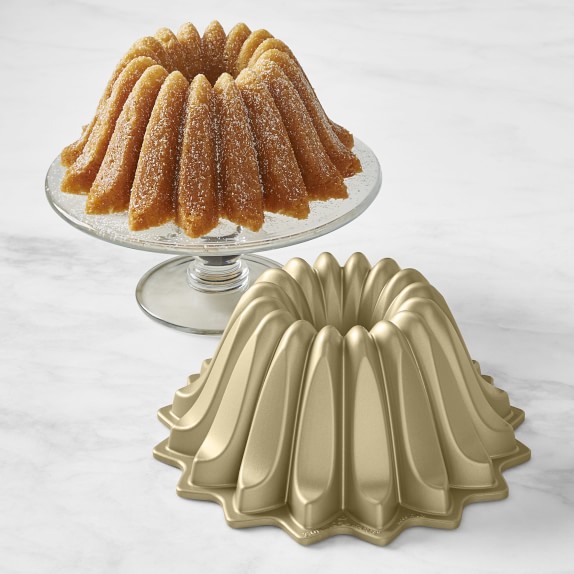 Flower Bundt Cake Pan By Williams Sonoma Flower Bundt Cake Pan By Williams Sonoma
