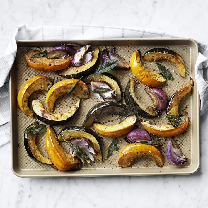 williams sonoma goldtouch nonstick half sheet pan williams sonoma williams sonoma cookie sheet