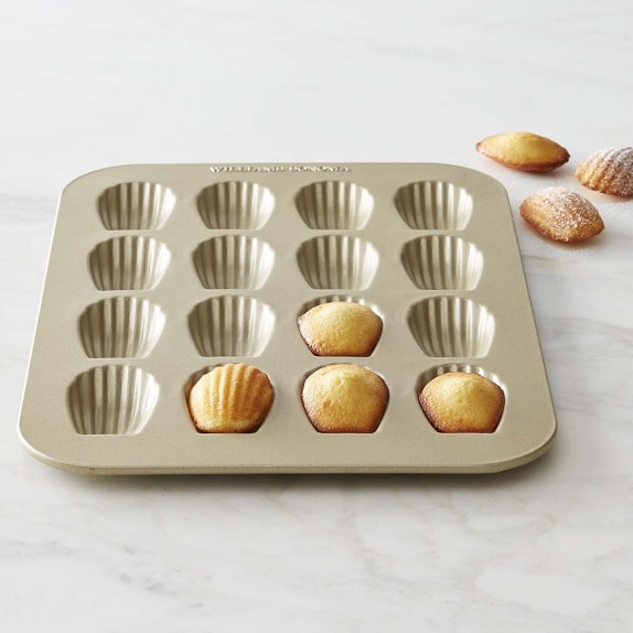 williams sonoma goldtouch nonstick madeleine plaque pan williams madeleine baking sheet