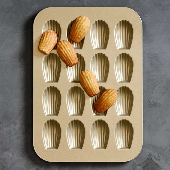 williams sonoma goldtouch nonstick madeleine plaque pan williams madeleine baking sheet