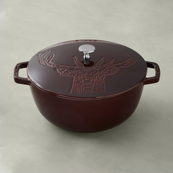 Staub Cast-Iron Essential French Oven Stag Design, Basil