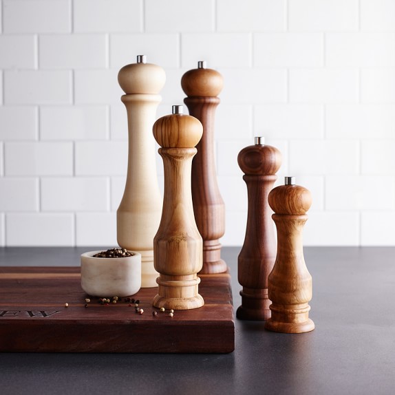 Williams Sonoma Traditional Walnut Wood Salt Pepper Mills Scroll To Next Item