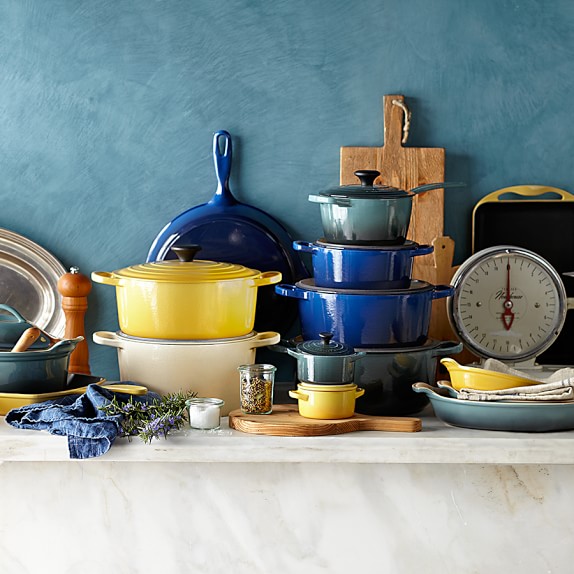 Le Creuset Signature Cast Iron Oval Williams Sonoma Scroll To Next Item