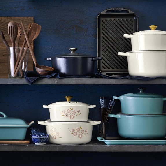 le creuset 7 5 quart dutch oven le creuset signature castiron round dutch oven williams sonoma le creuset 7 5 quart dutch oven le creuset signature castiron round dutch oven williams sonoma