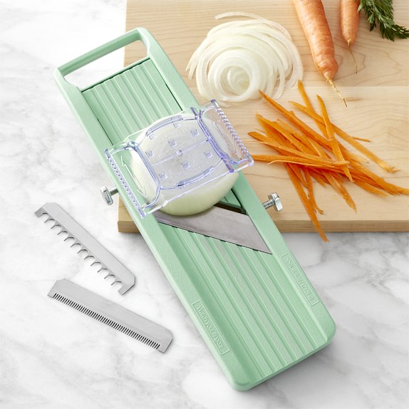 Vegetable adjustable slicer  Benriner  Japanese Mandoline Slicer w/3extra  blad