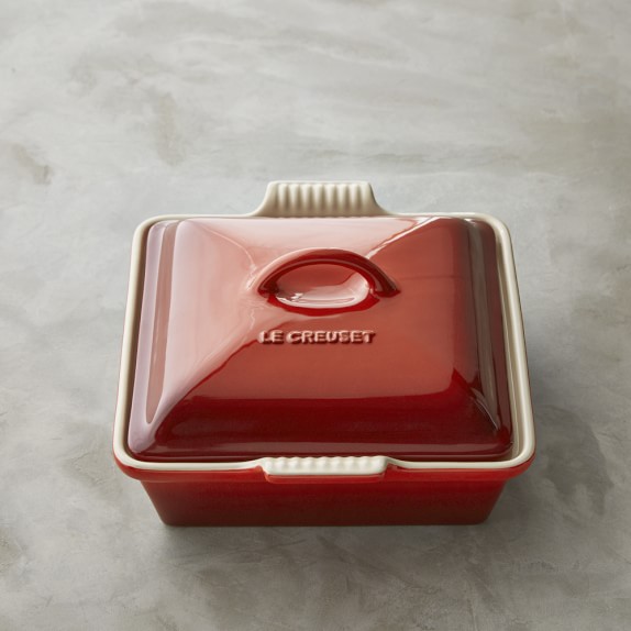 Le Creuset Heritage Stoneware Shallow Square Covered Baker Le Creuset Stoneware Shallow Square Covered Baker Red