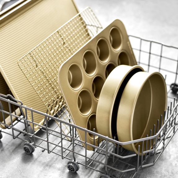 Williams Sonoma Goldtouch® Nonstick 4Piece Bakeware Set Williams Sonoma