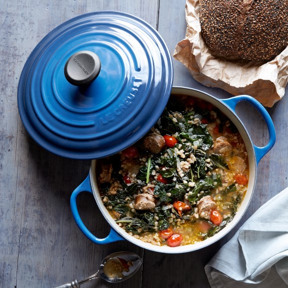Le Creuset Signature Cast Iron Round Dutch Oven Qt Williams Sonoma Le Creuset Signature Cast Iron Round Dutch Oven Qt Williams Sonoma