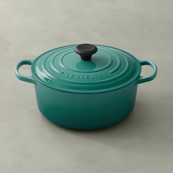 Le Creuset Signature Cast-Iron Round Dutch Oven, 5 1/2-Qt., Caribbean