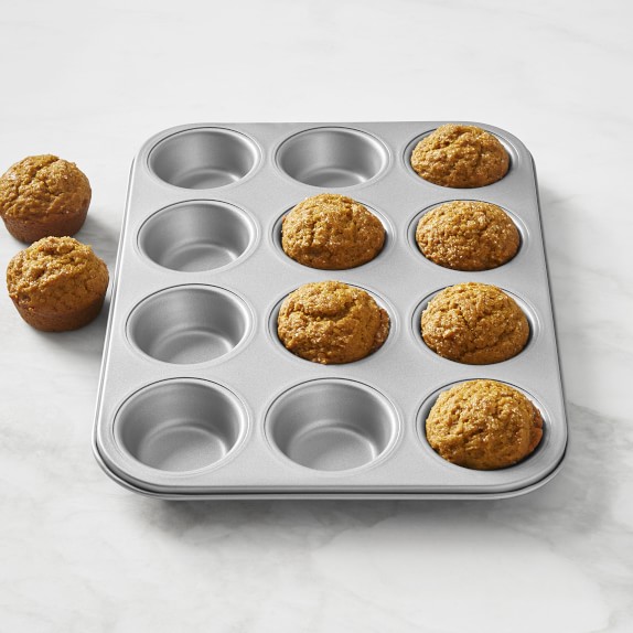Cuisinart® Chef's Classic™ Nonstick Muffin Pan Williams Sonoma