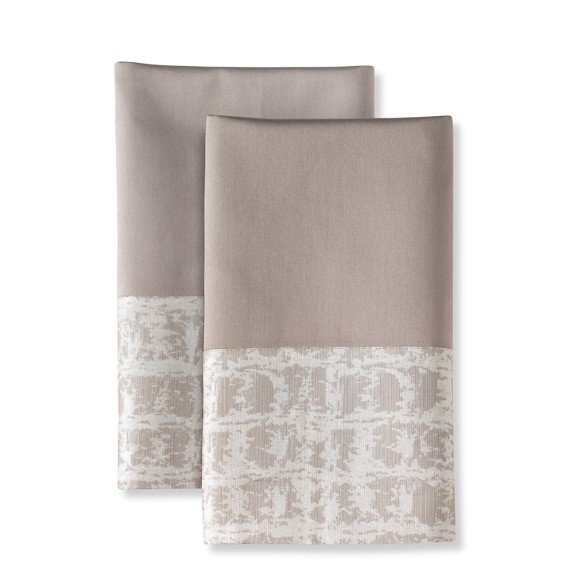 Crocodile Jacquard Pillowcase, Set of 2, Standard, Natural