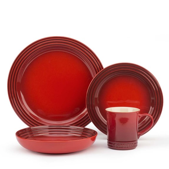 Le Creuset 16-Piece Dinnerware Set with Pasta Bowl, Cherry