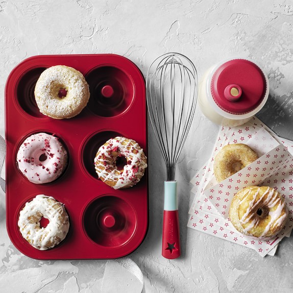 American Girl™ by Williams Sonoma Doughnut Set