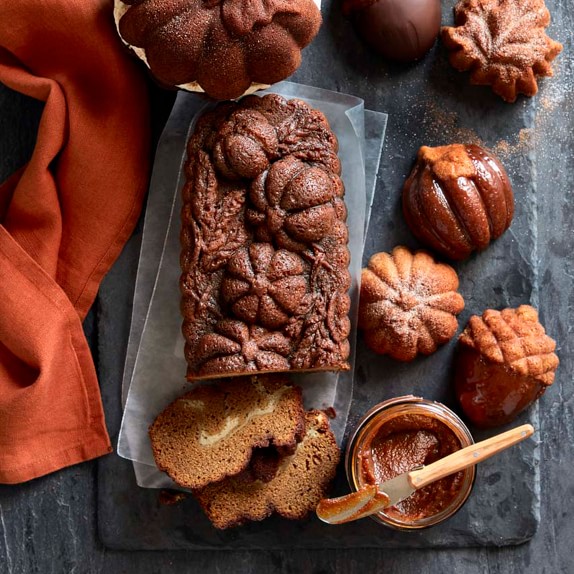 Williams Sonoma Spiced Pecan Pumpkin Quick Bread Mix & Pecan Pumpkin