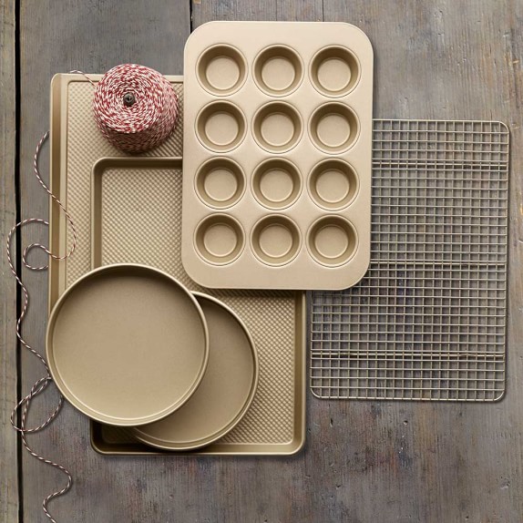 Williams Sonoma Goldtouch® Nonstick 6Piece Essentials Bakeware Set