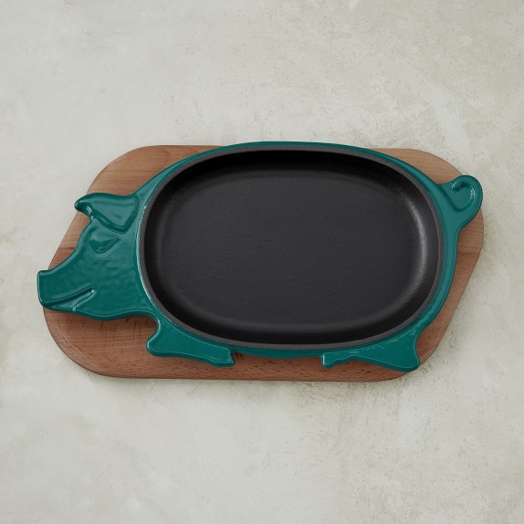 Williams Sonoma Pig Shaped Cast Iron Plate Williams Sonoma Pig Shaped Cast Iron Plate