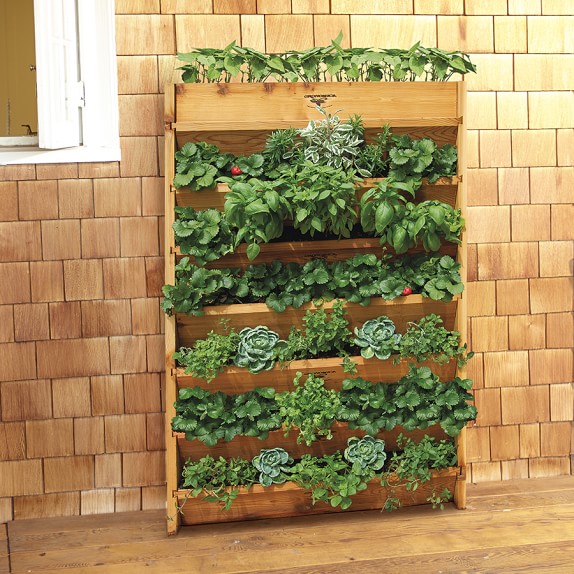 Gronomic Cedar Vertical Planter