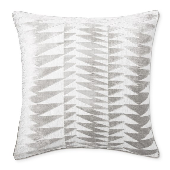Raine Velvet Jacquard Pillow Cover, 22