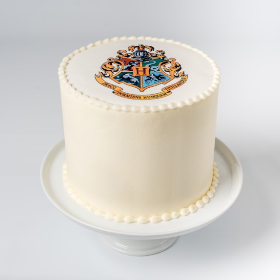 We Take the Cake HARRY POTTER™ HOGWARTS™ Cake